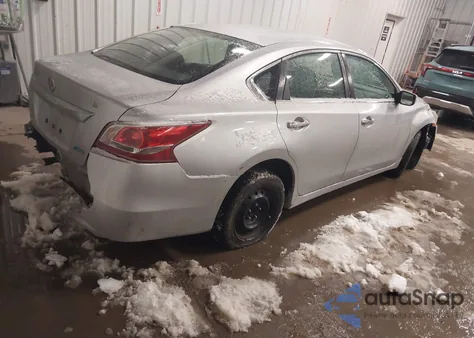 2013 Nissan Altima 2.5 S z USA, uszkodzony, nr VIN 1N4AL3AP9DC216254